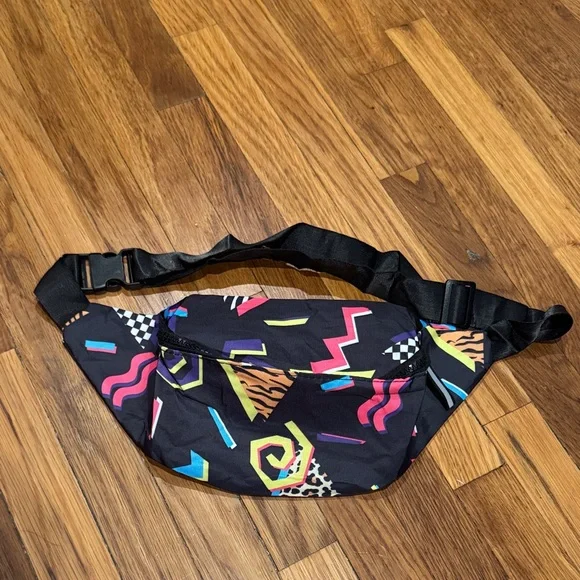 Colorful Geometric Pattern Fanny Pack - Picture 1 of 1